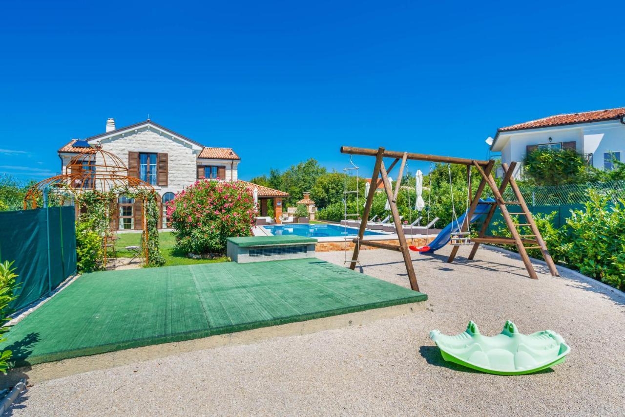 Villa Kamenica Kras Εξωτερικό φωτογραφία