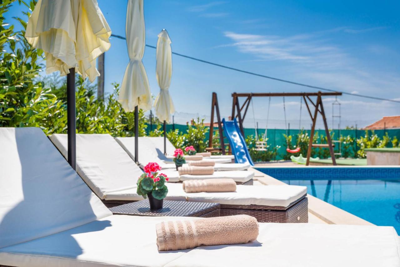 Villa Kamenica Kras Εξωτερικό φωτογραφία