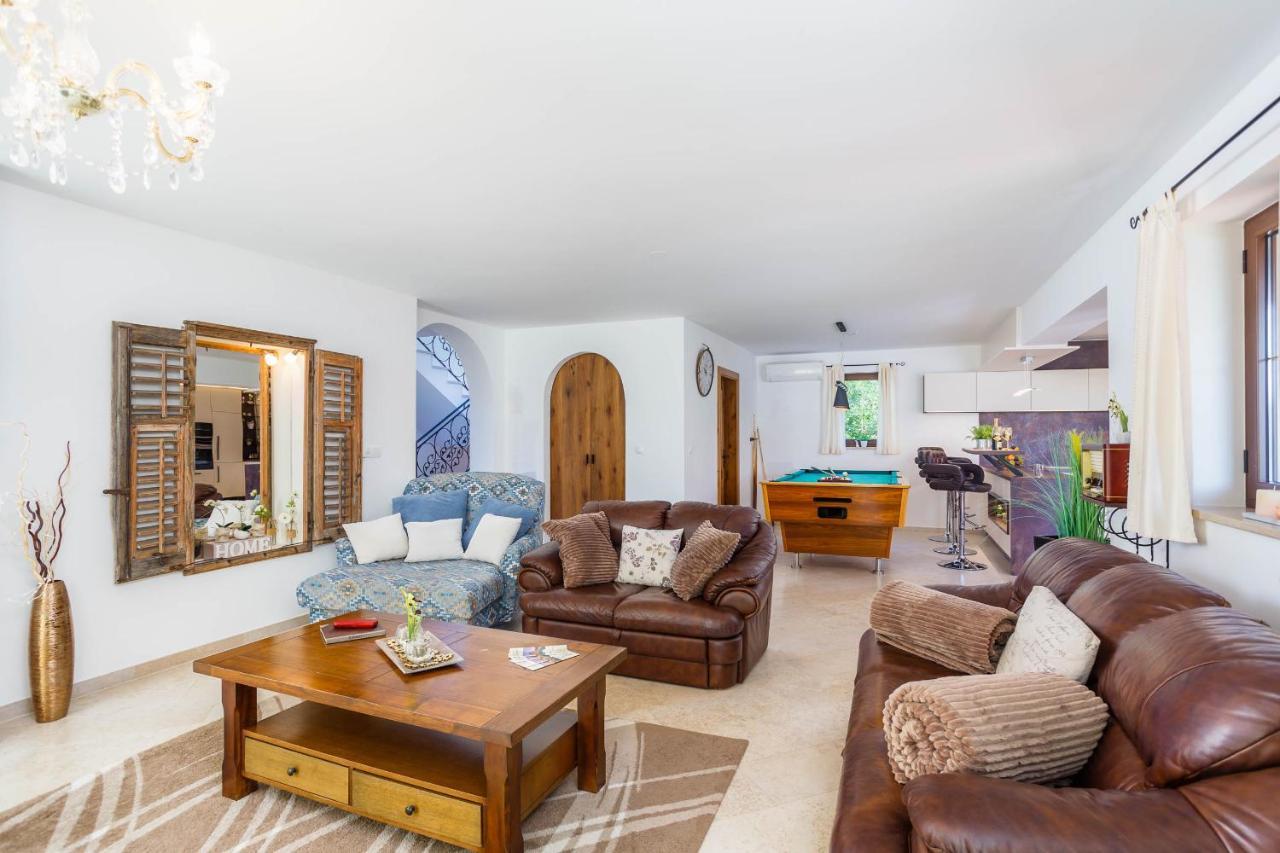 Villa Kamenica Kras Εξωτερικό φωτογραφία